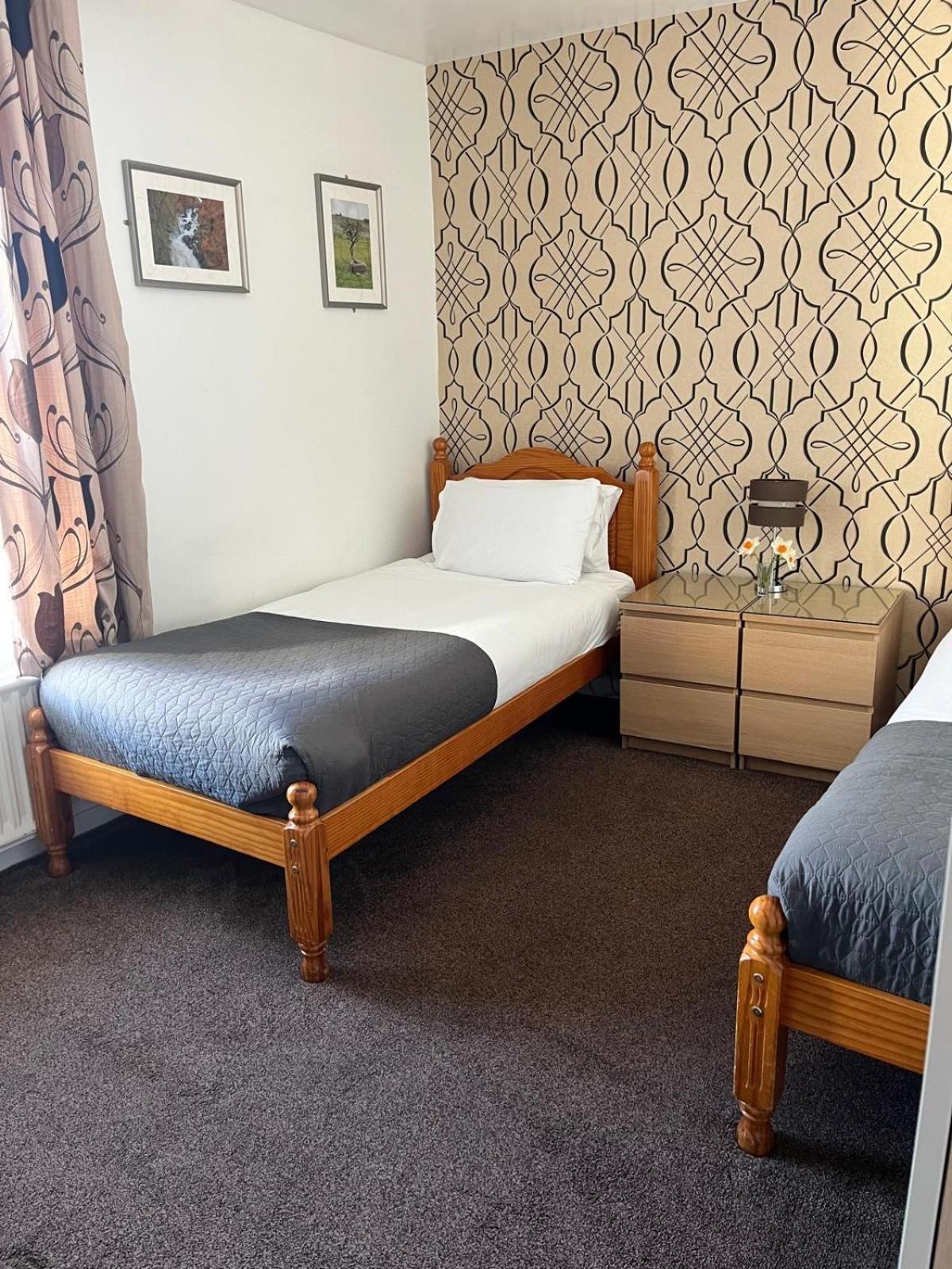 Smugglers Hotel Brixham Buitenkant foto